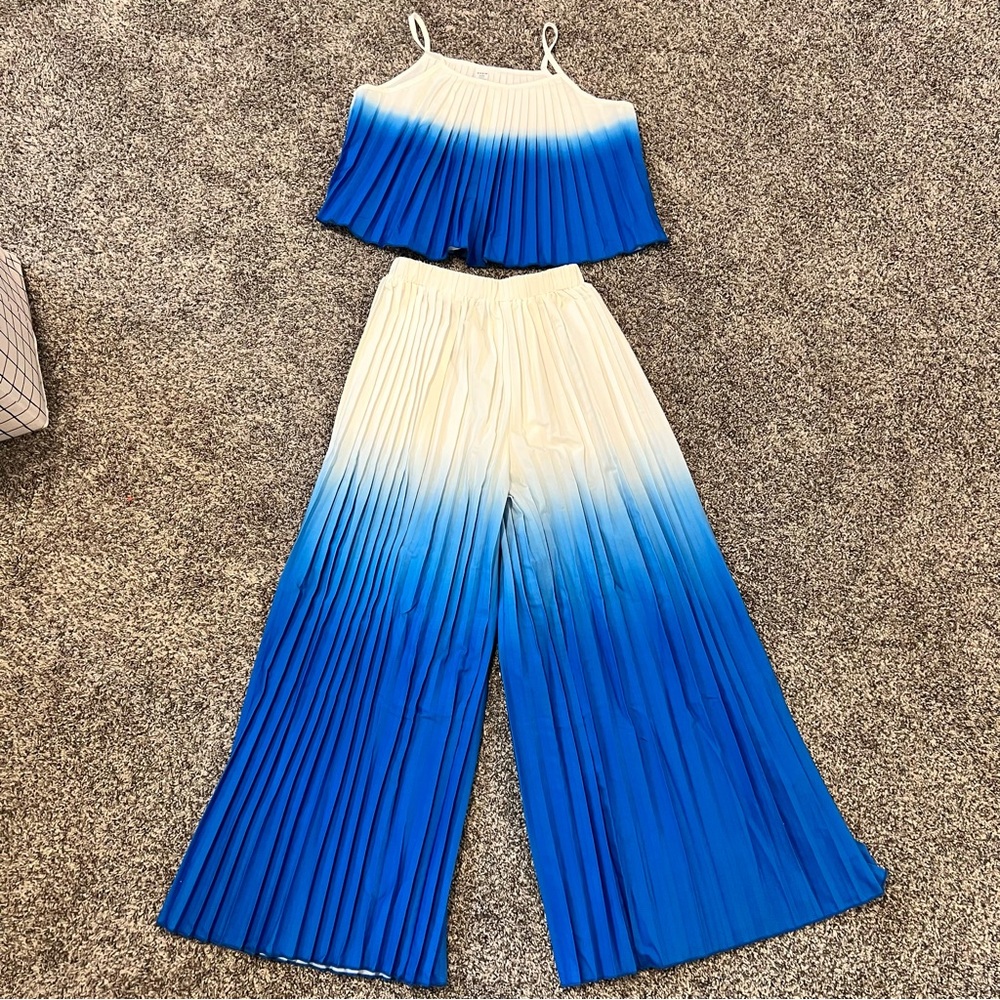 Blue and White Ombre Matching Set